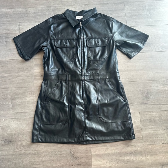 Universal Thread Dresses & Skirts - EUC Women's Universal Thread Short Sleeve Faux Leather Utility Dress - size 16